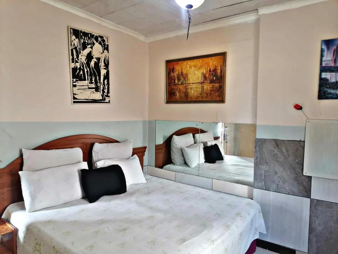 יוהנסבורג Valleycenter Guesthouse מראה חיצוני תמונה