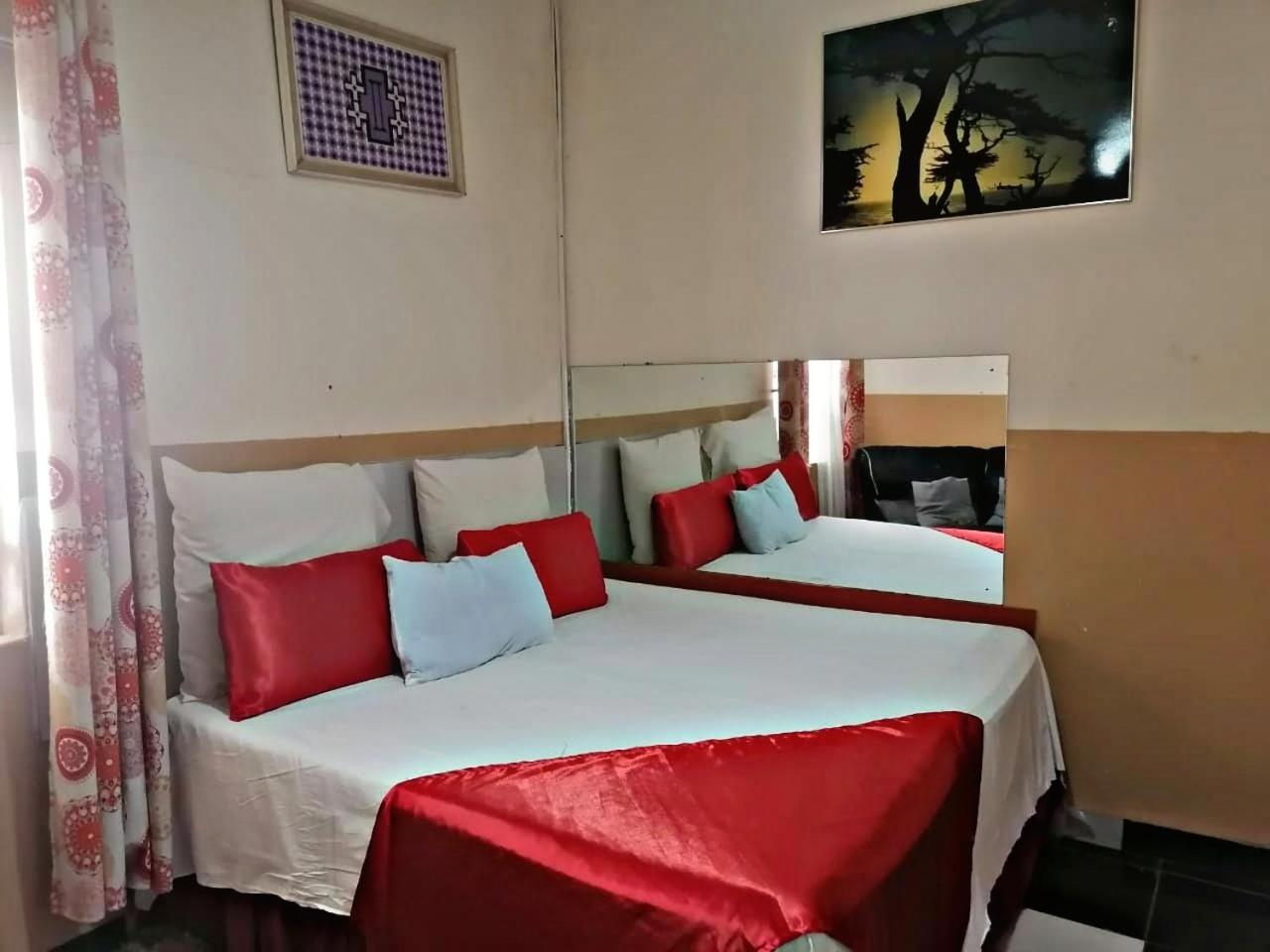 יוהנסבורג Valleycenter Guesthouse מראה חיצוני תמונה
